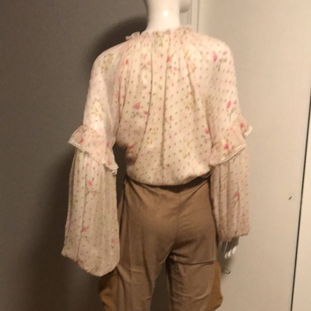 Hemant & Nandita luxury blouse